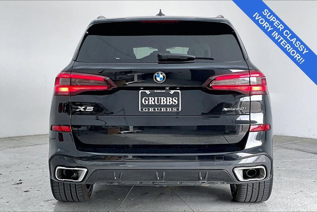 Used 2023 BMW X5 xDrive40i w/ M Sport Package image 6