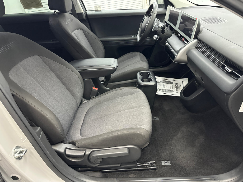 Used 2024 Hyundai Ioniq 5 SEL RWD image 14