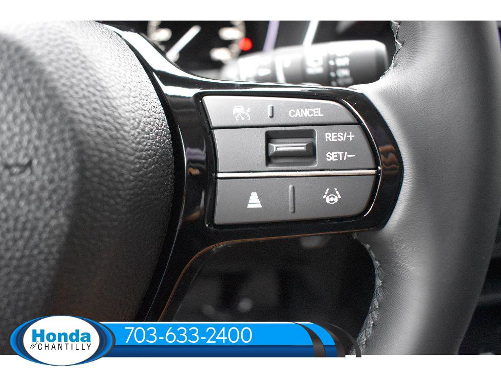 New 2025 Honda Pilot Touring image 13