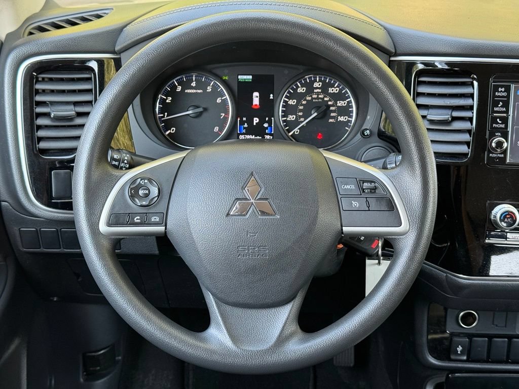 Used 2020 Mitsubishi Outlander ES AWD/4WD image 21