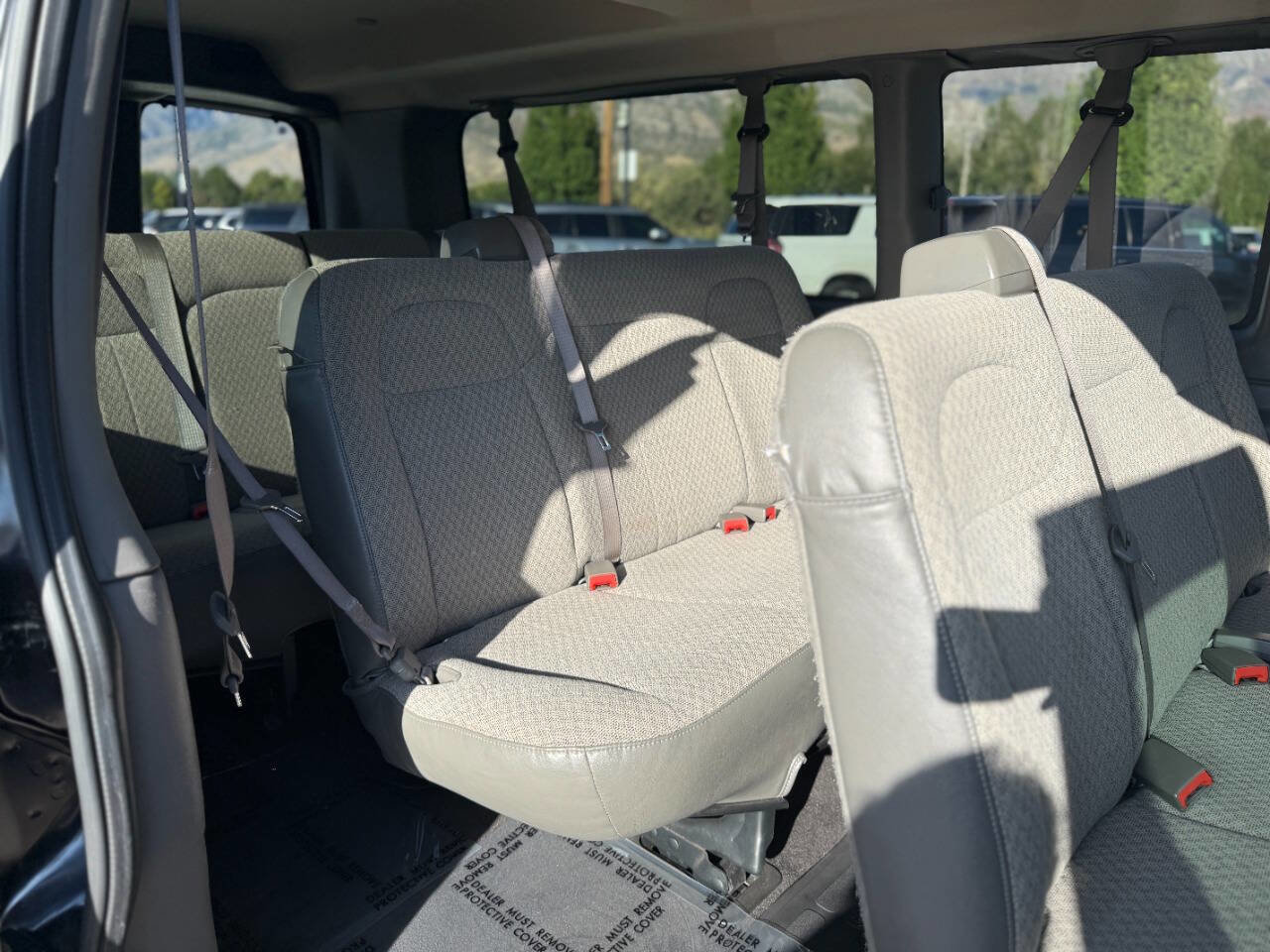 Used 2023 Chevrolet Express 3500 LS image 18