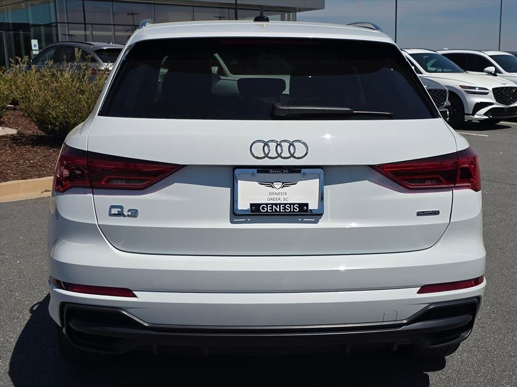 Used 2021 Audi Q3 2.0T Premium image 4