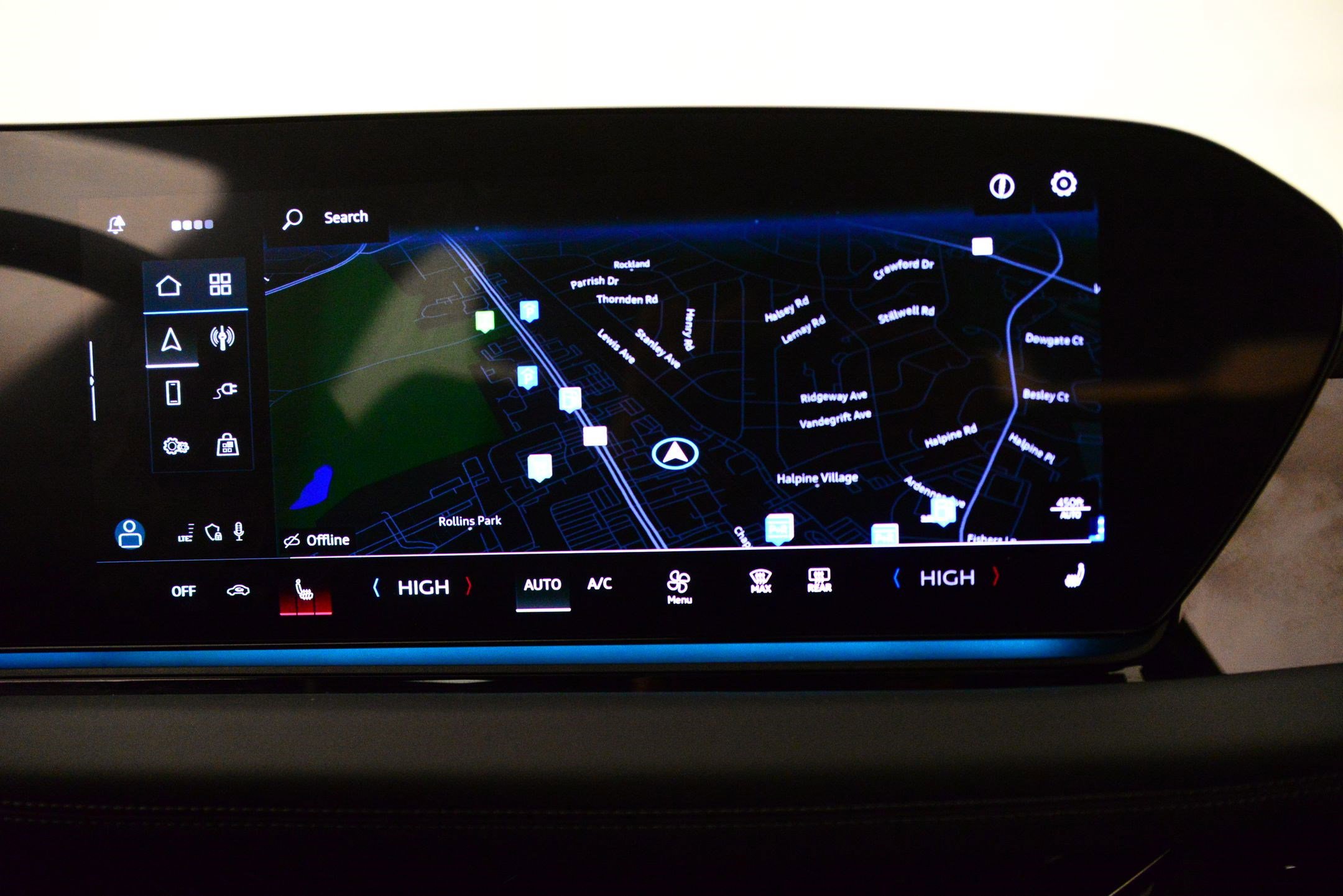 Certified 2025 Audi A6 e-tron Premium Plus w/ Premium Plus image 29