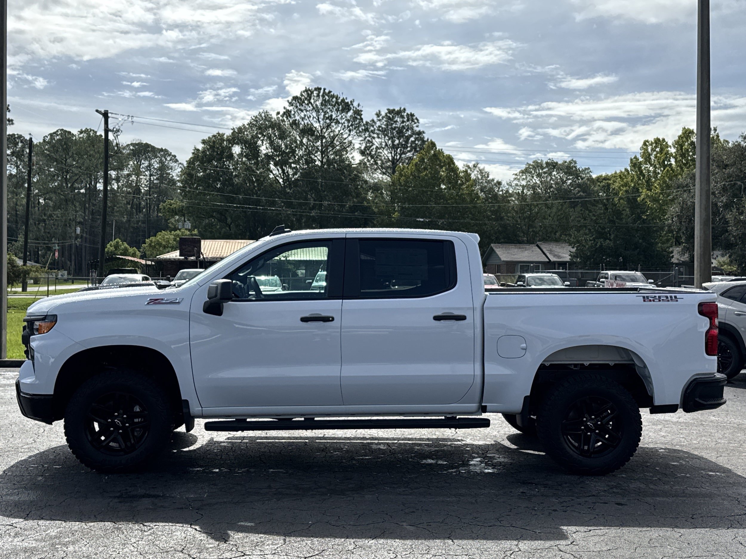 New 2026 Chevrolet Silverado 1500 Custom Trail Boss AWD/4WD image 6