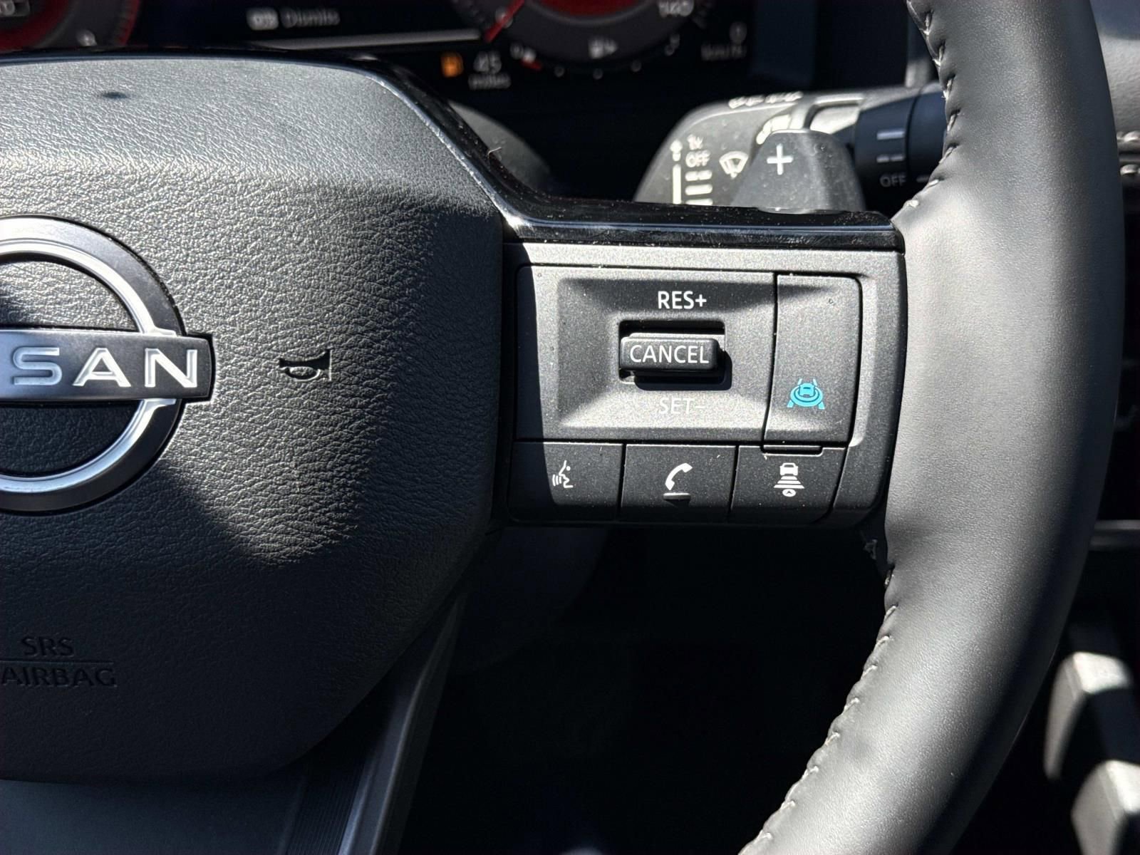 Used 2026 Nissan Rogue SL AWD/4WD image 13