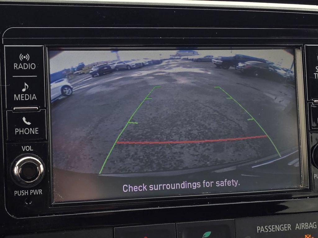 Used 2018 Mitsubishi Outlander ES FWD image 32