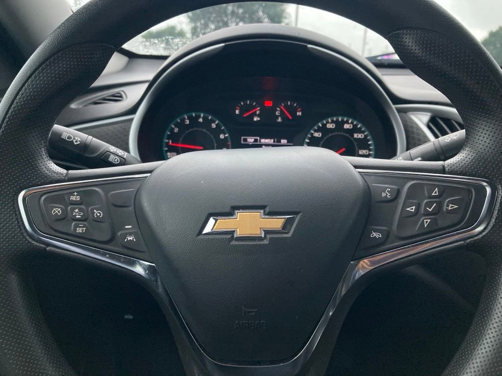 Used 2023 Chevrolet Malibu LT FWD image 17