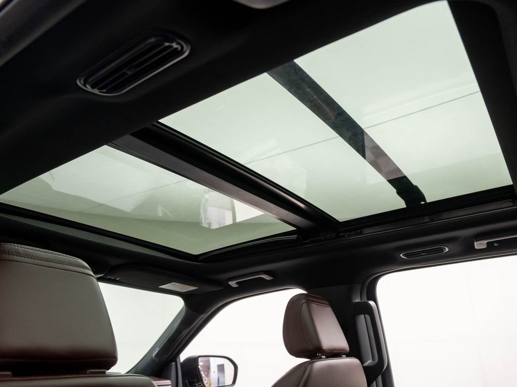 Used 2024 Ford Expedition Max Limited image 17