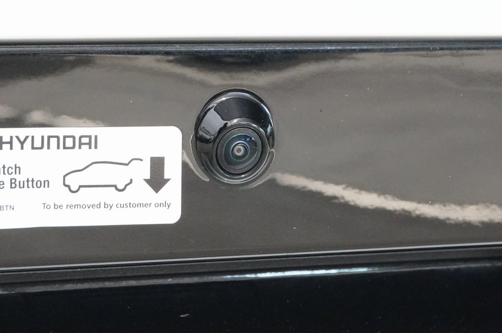 Used 2025 Hyundai Santa Fe Limited image 30