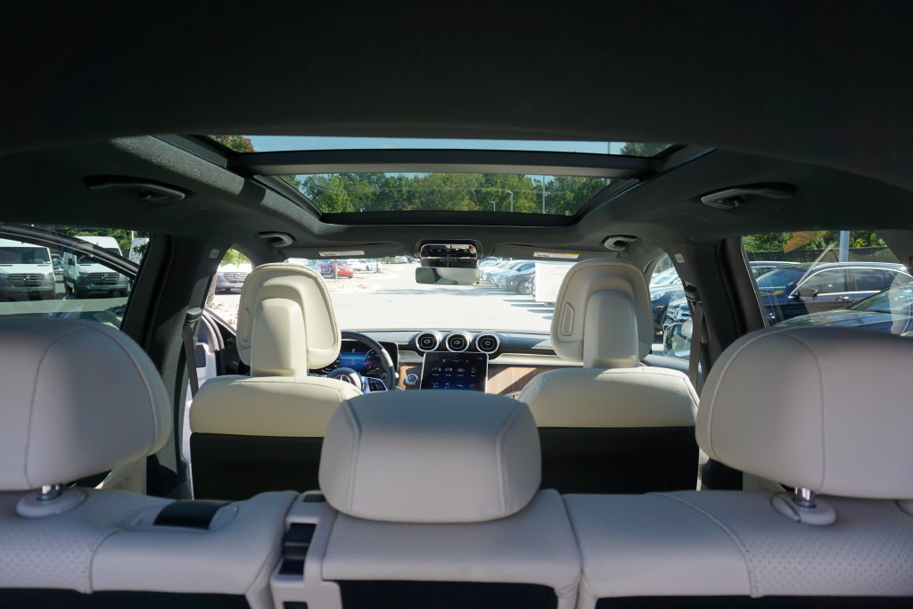 Certified 2024 Mercedes-Benz GLC 300 4MATIC image 35