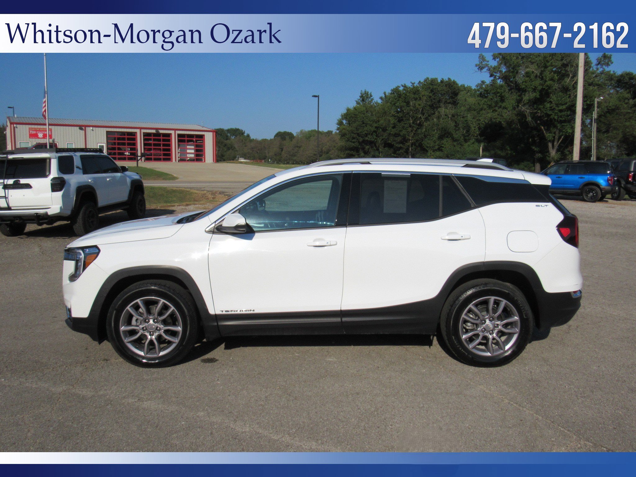 Used 2024 GMC Terrain SLT image 5