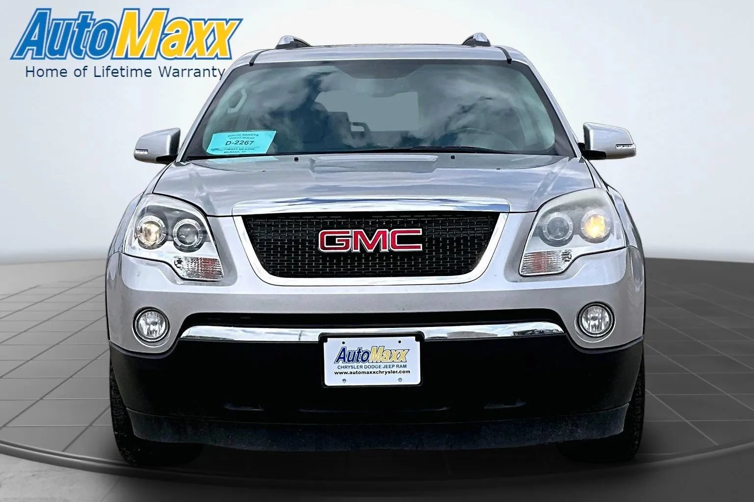 Used 2008 GMC Acadia SLT w/ Convenience Package FWD image 2