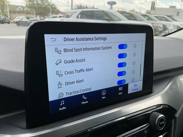 Used 2022 Ford Escape Titanium image 27