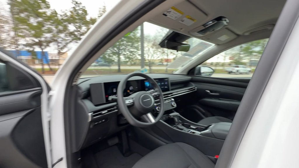 Used 2026 Hyundai Tucson SEL FWD image 35