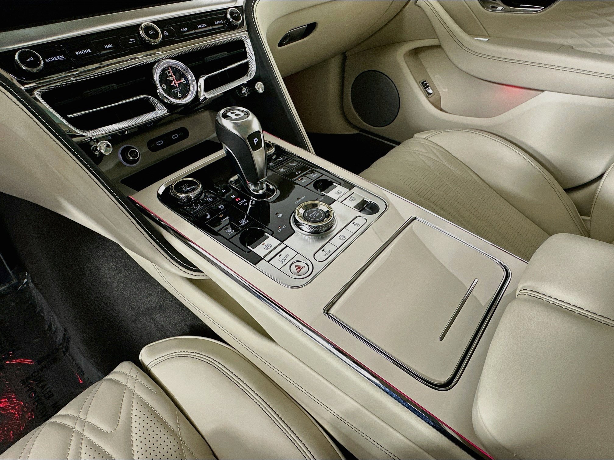 New 2027 Bentley Flying Spur AWD/4WD image 13