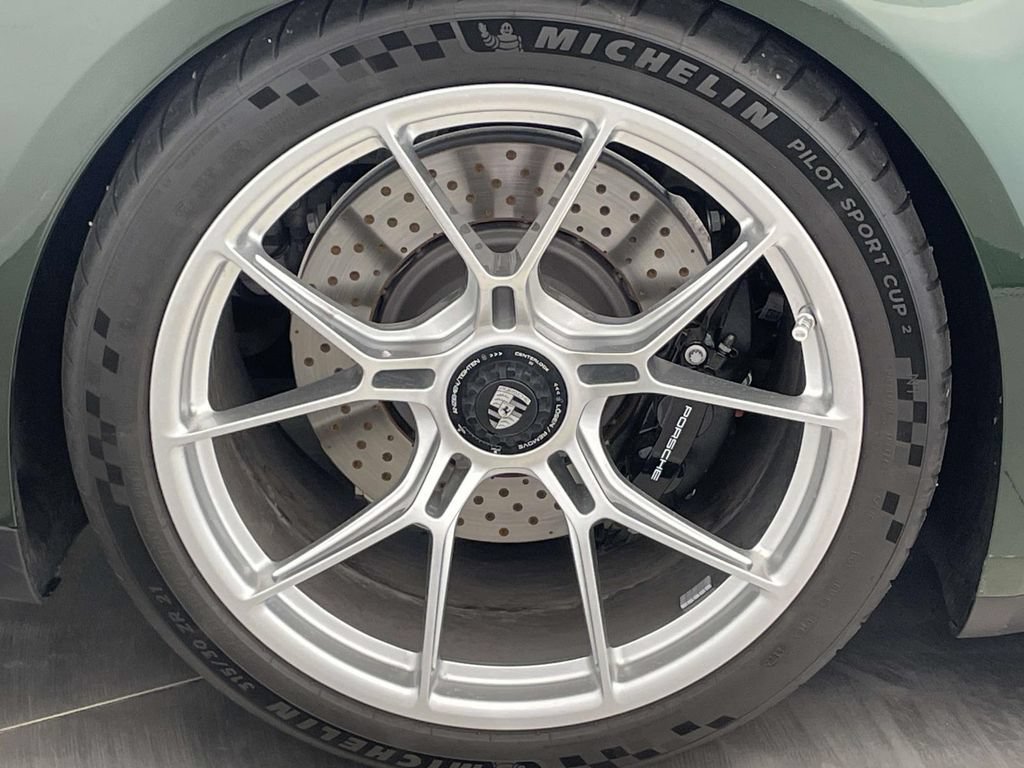 Certified 2026 Porsche 911 GT3 RWD image 13