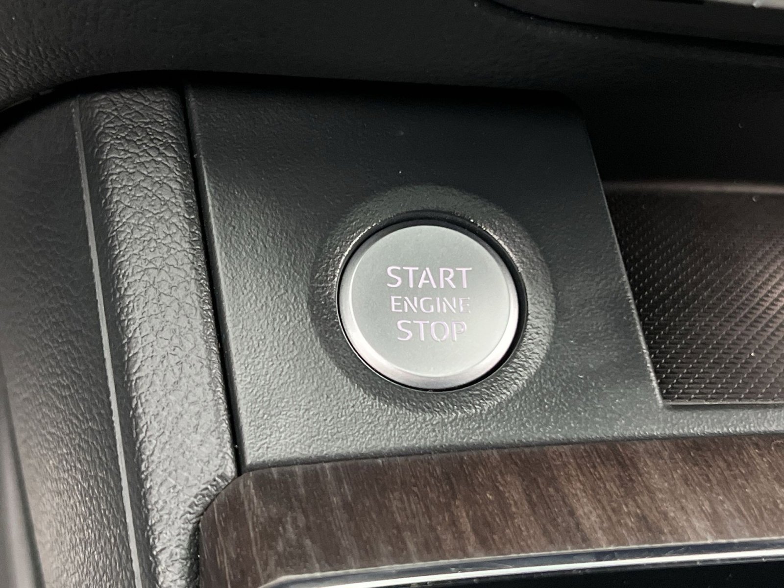 Used 2023 Audi Q5 2.0T Premium w/ Convenience Package AWD/4WD image 31