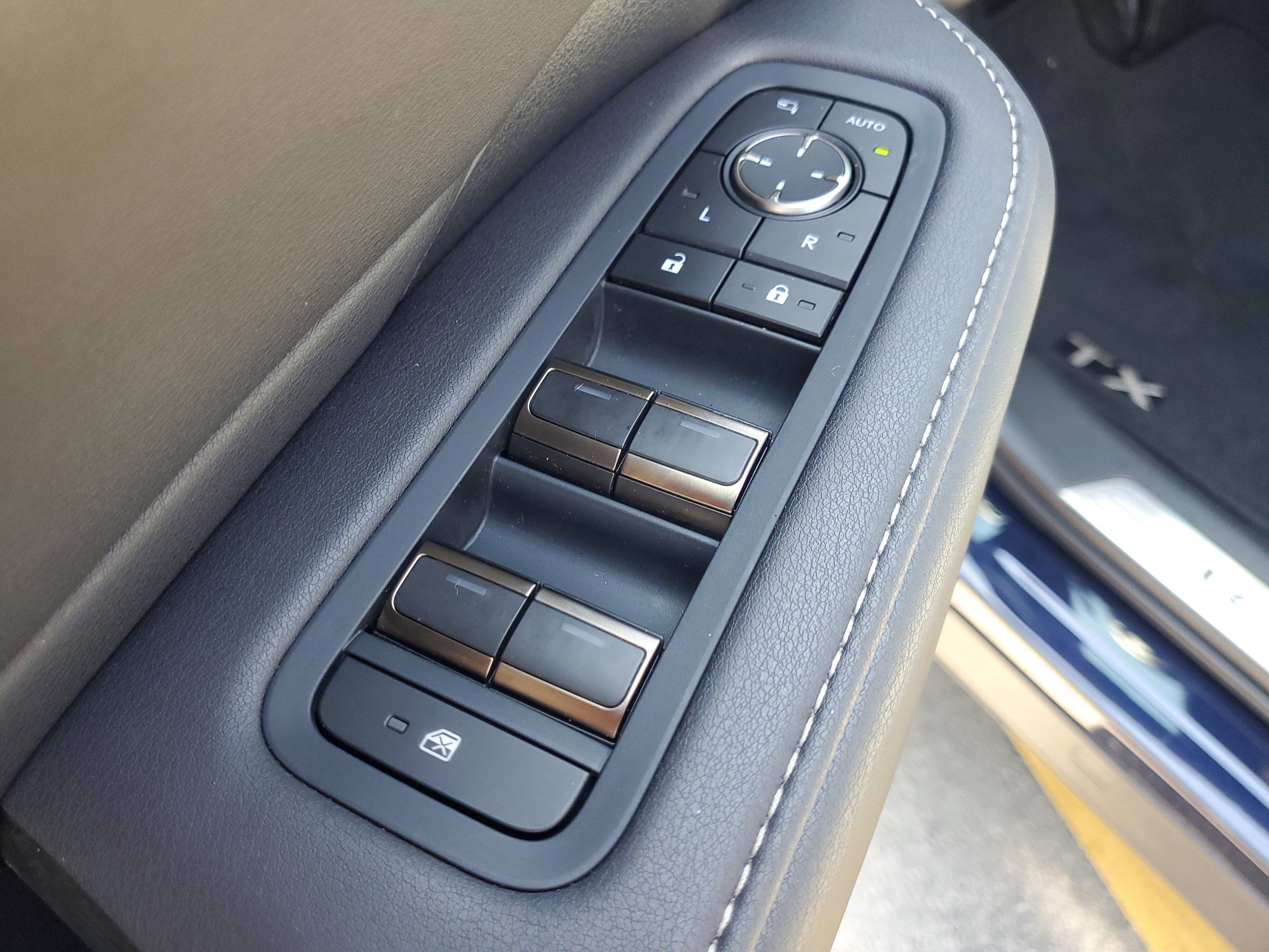 Used 2025 Lexus TX 350 FWD w/ Technology Package image 20