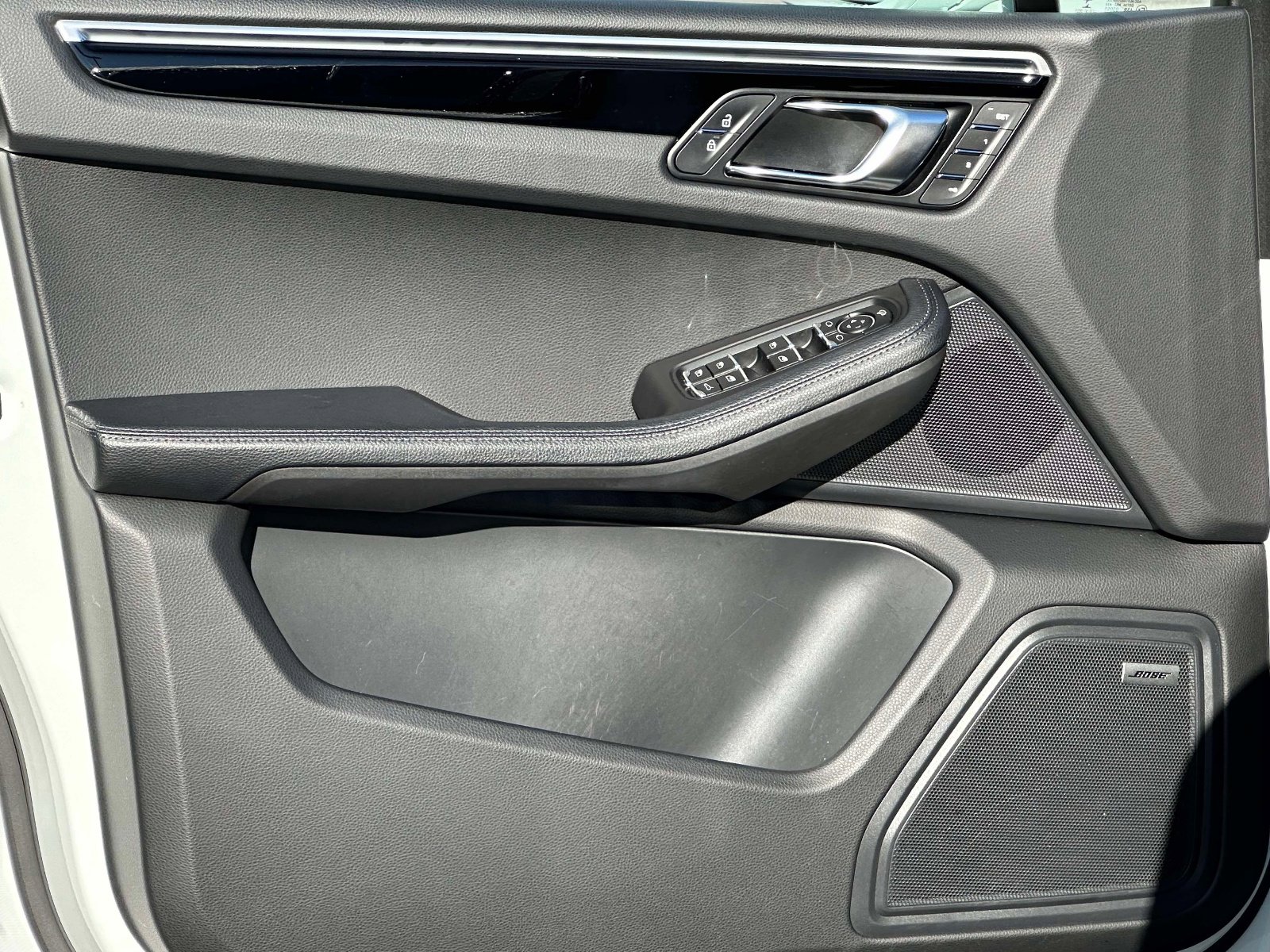 Used 2022 Porsche Macan S image 19