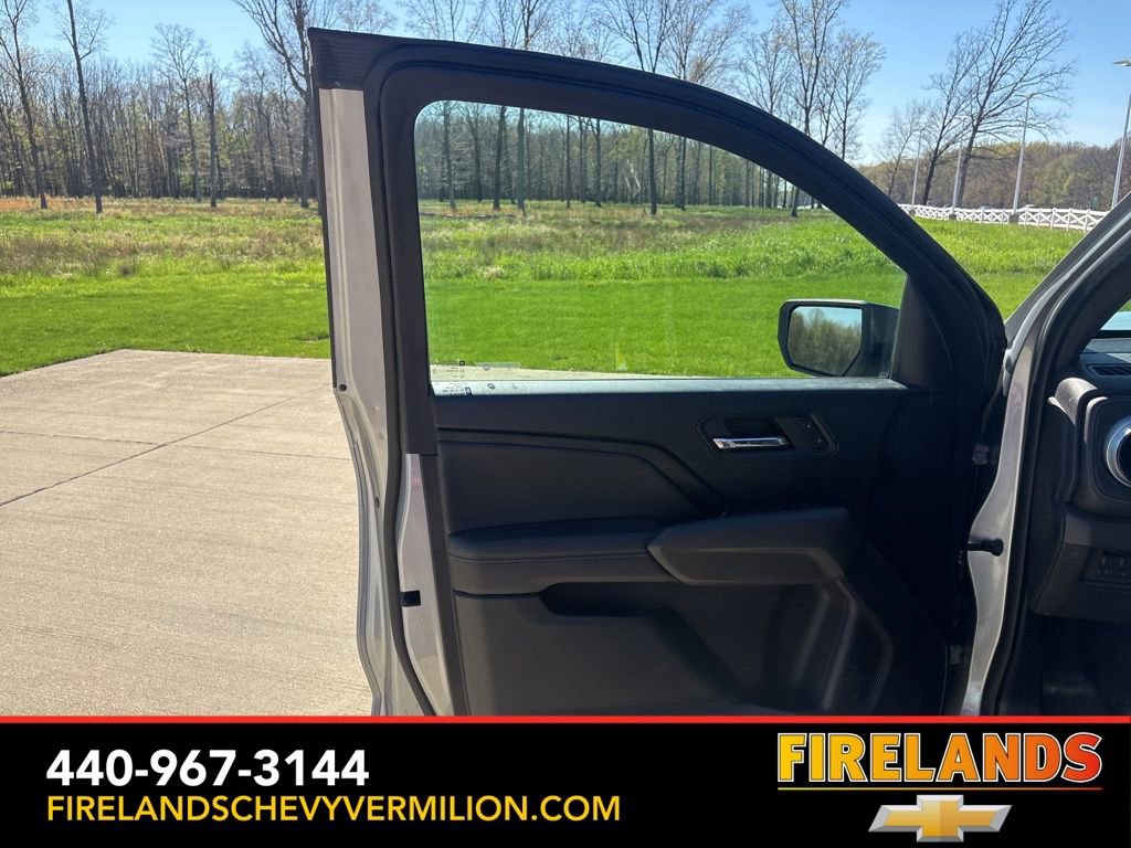 Used 2023 Chevrolet Colorado LT w/ LT Convenience Package II image 10
