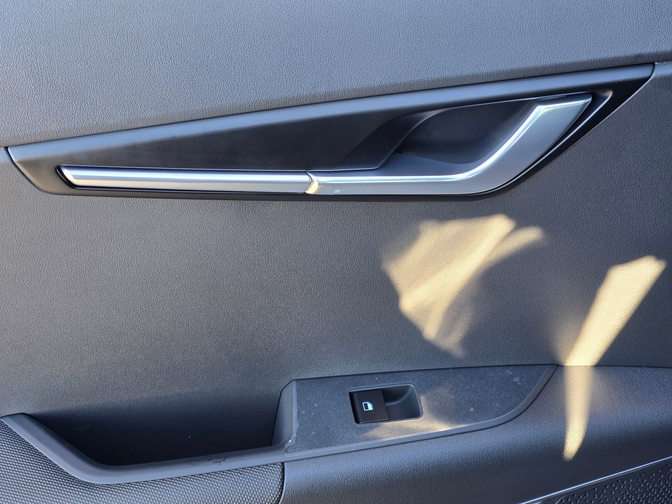 New 2026 Kia Niro SX Touring image 25