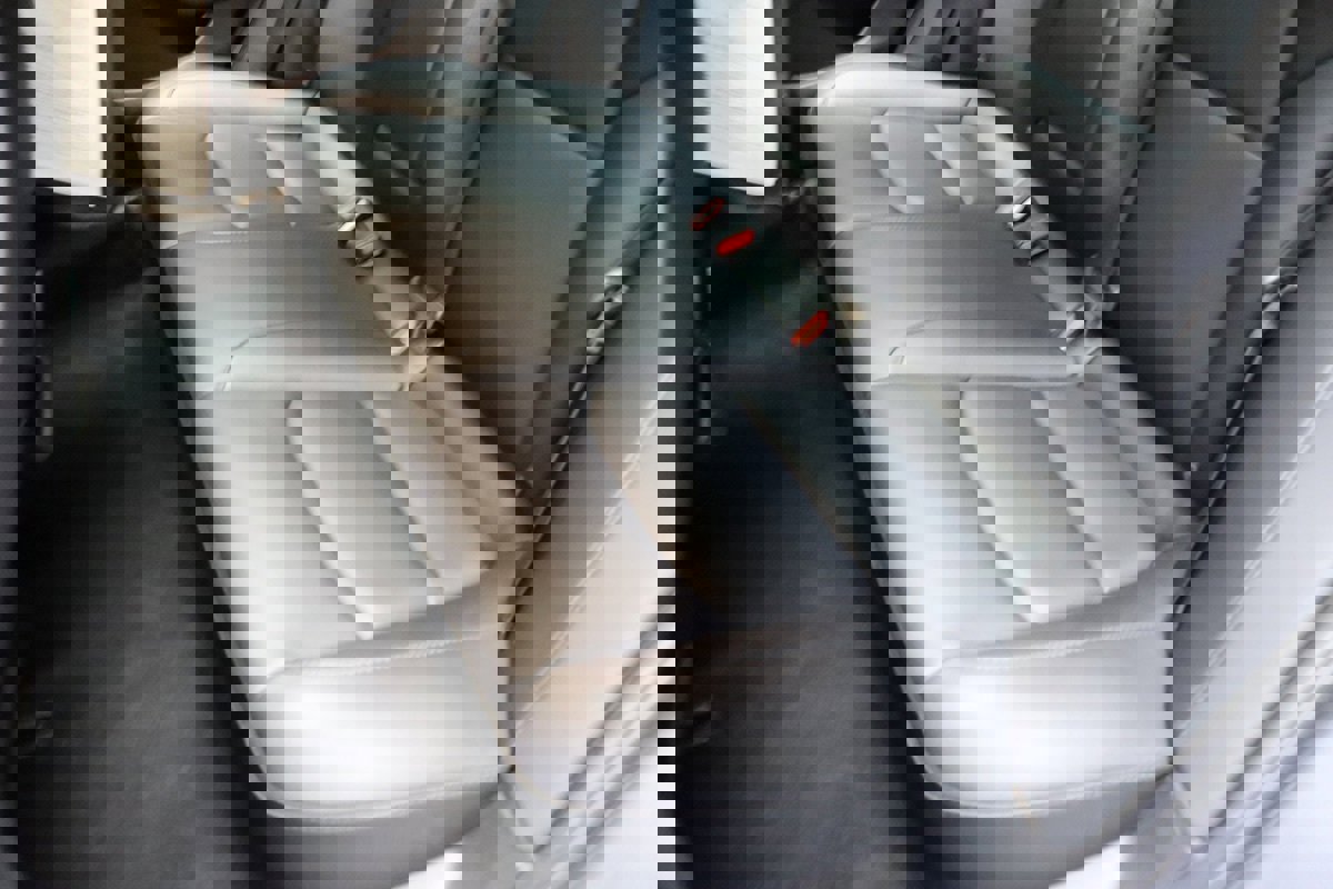 Used 2023 Tesla Model 3 Standard Range image 44