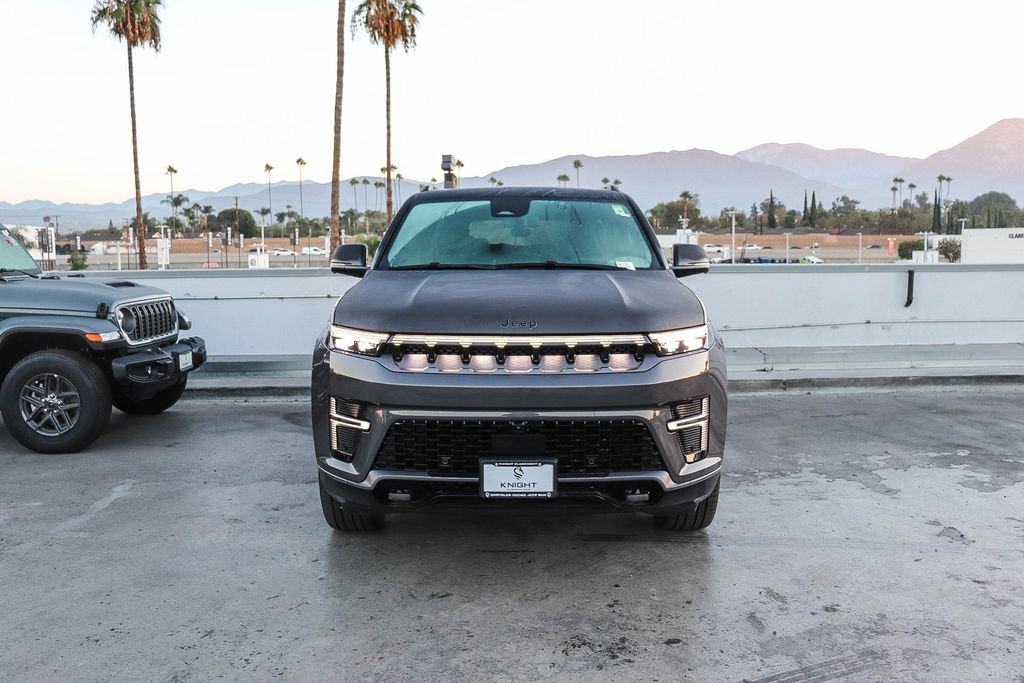 New 2026 Jeep Grand Wagoneer L Summit AWD/4WD image 3