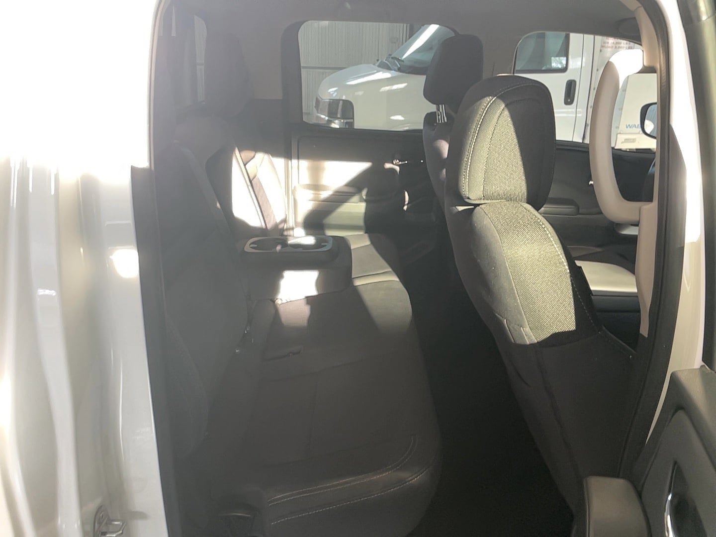 Used 2024 Nissan Frontier SV w/ Hardbody Edition AWD/4WD image 24