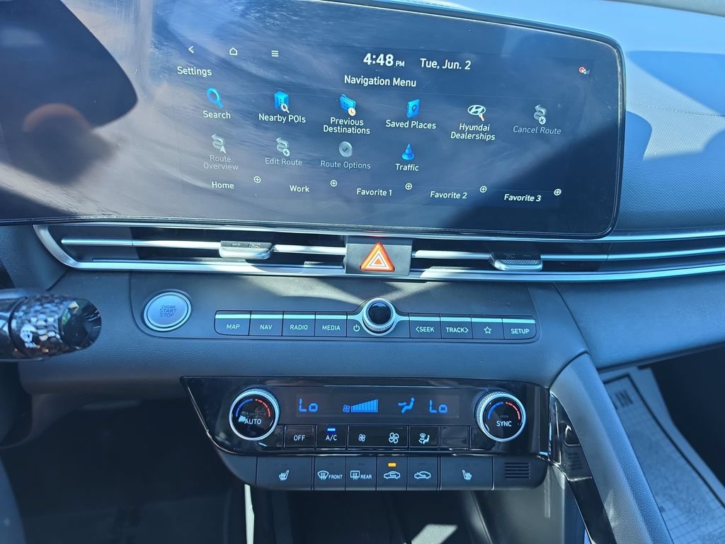 Used 2025 Hyundai Elantra SEL FWD image 24