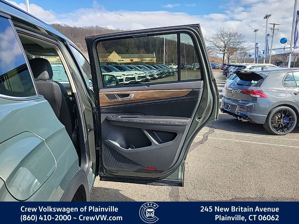 New 2026 Volkswagen Atlas SE image 45