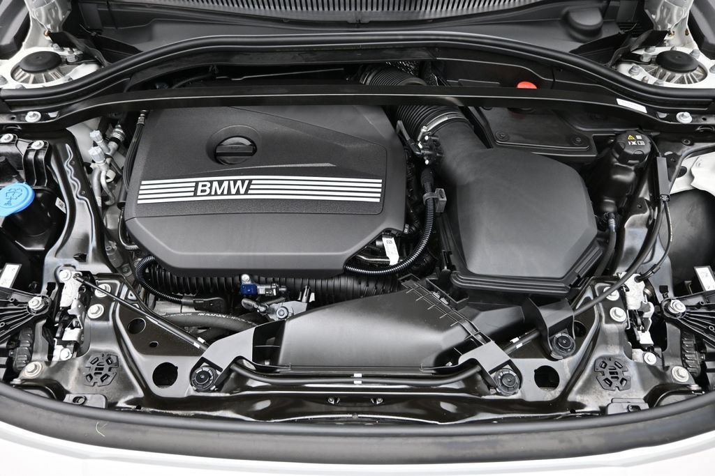 Used 2025 BMW 228i xDrive AWD/4WD image 15