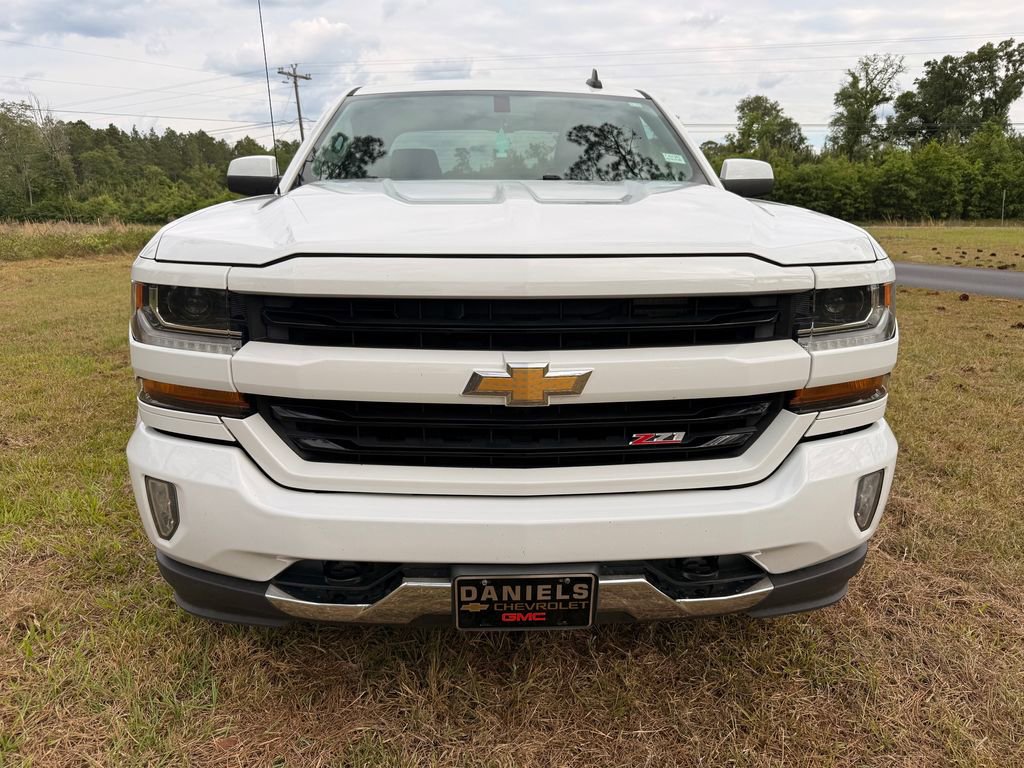 Used 2018 Chevrolet Silverado 1500 LT w/ All Star Edition AWD/4WD image 8