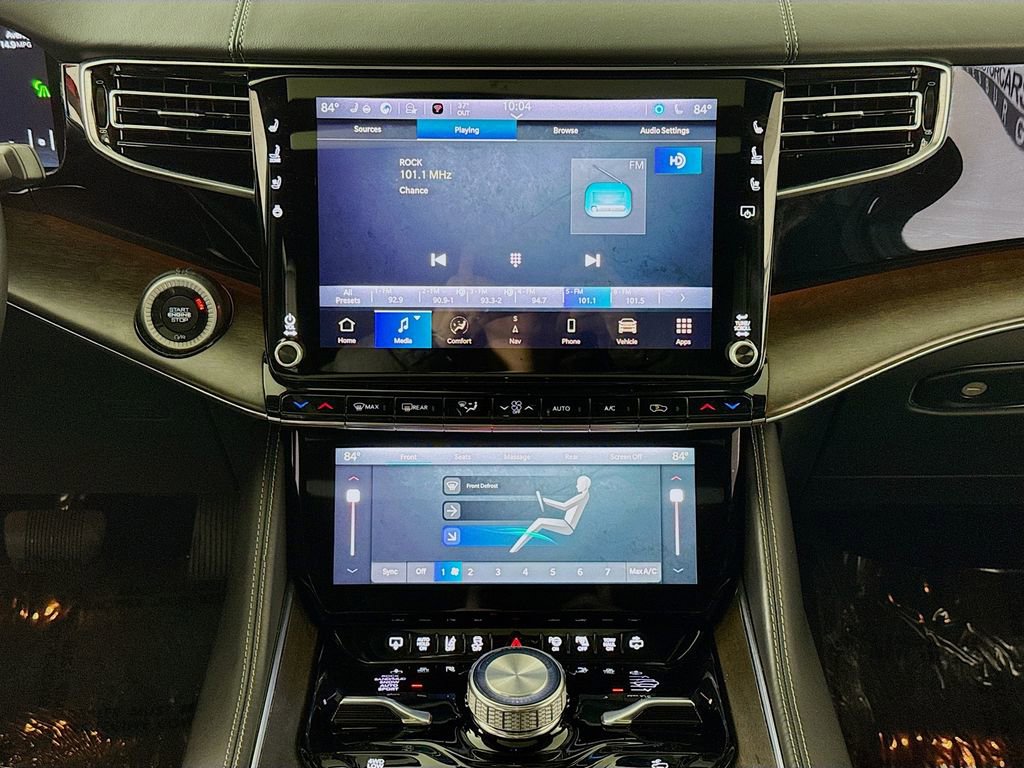 Used 2022 Jeep Grand Wagoneer Series II w/ Convenience Group III image 15