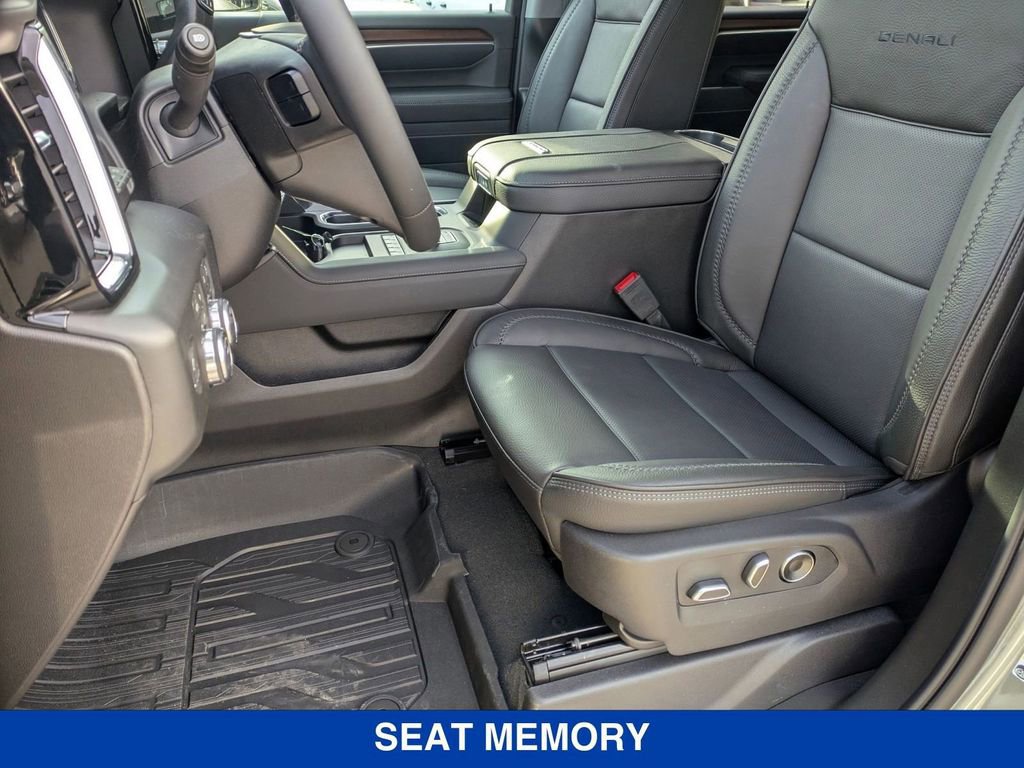 New 2026 GMC Sierra 3500 Denali w/ Denali Reserve Package image 16