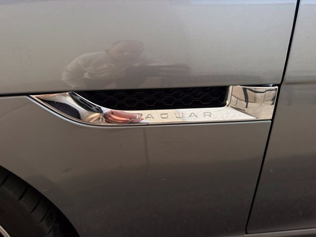 Used 2015 Jaguar F-TYPE S RWD image 10