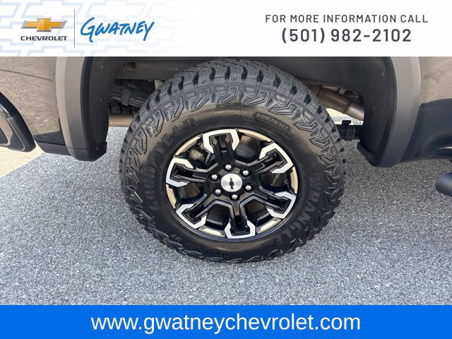 Used 2024 Chevrolet Silverado 1500 ZR2 w/ Technology Package AWD/4WD image 11