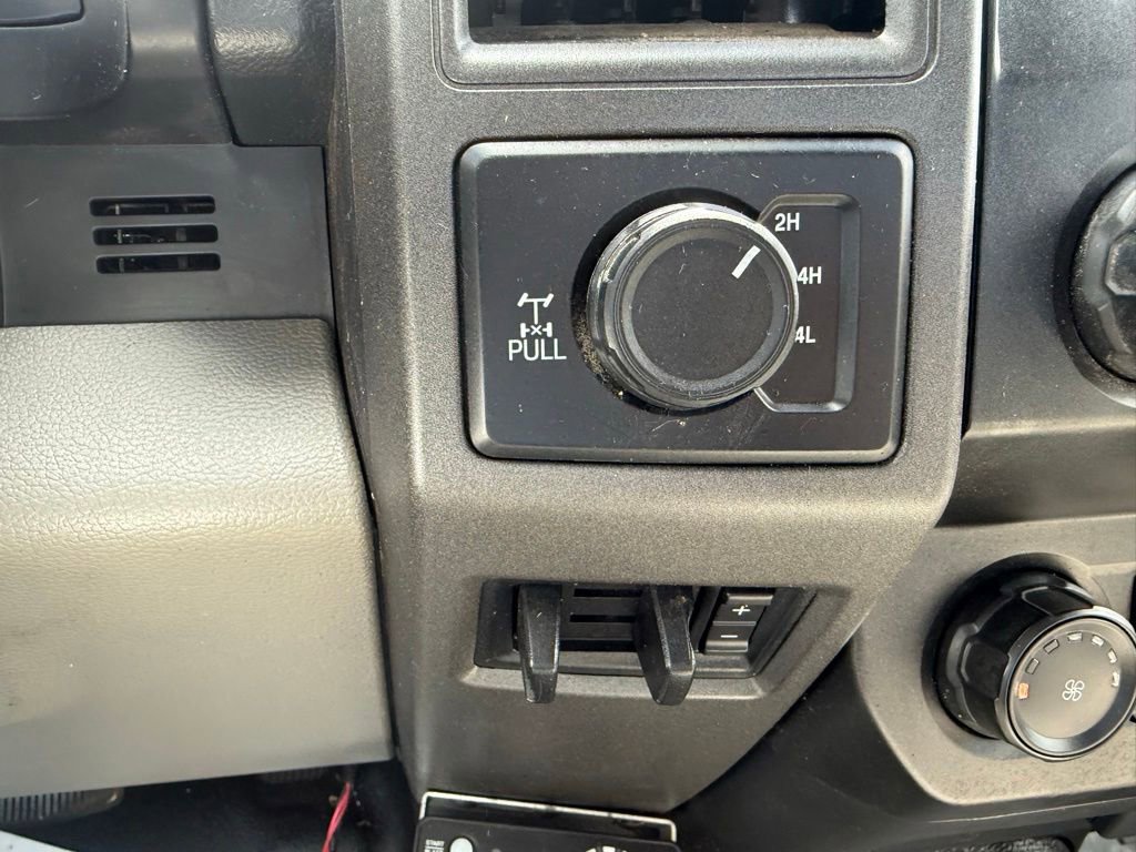 Used 2020 Ford F250 XL w/ Power Equipment Group AWD/4WD image 28