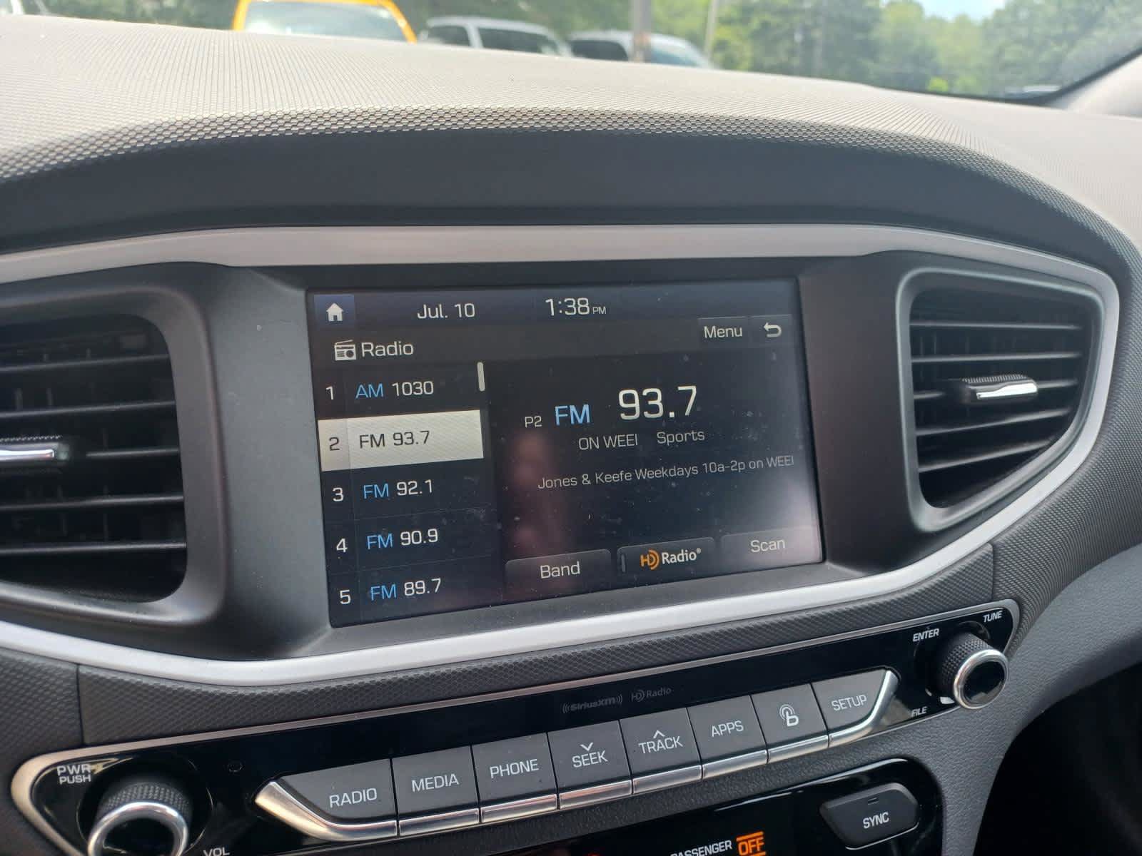 Used 2019 Hyundai Ioniq Plug-In Hybrid FWD image 10