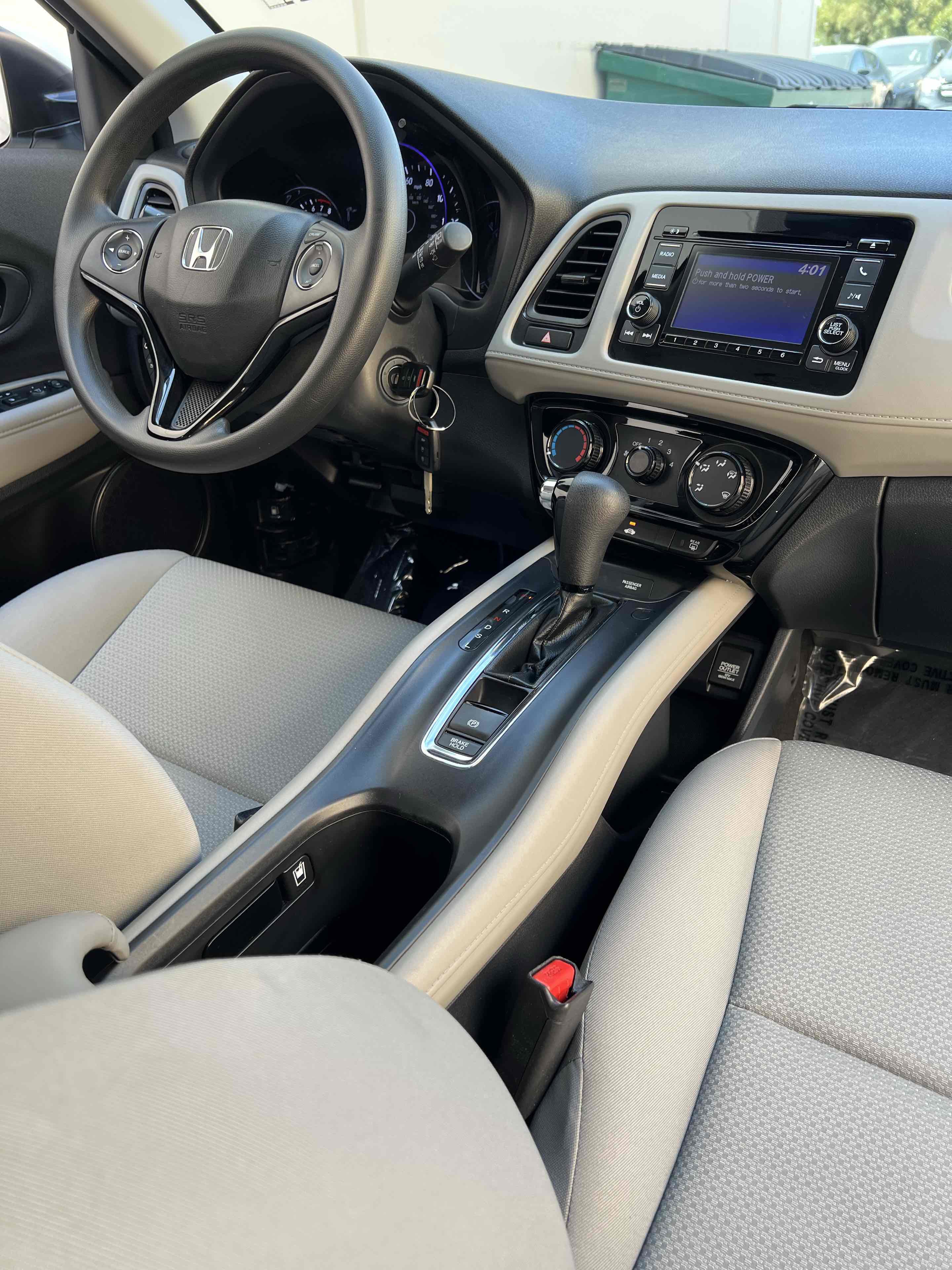 Used 2022 Honda HR-V LX image 29