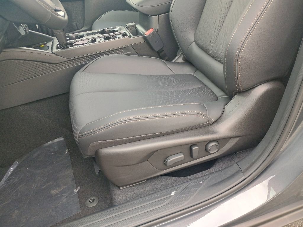 New 2026 Subaru Outback Limited AWD/4WD image 10