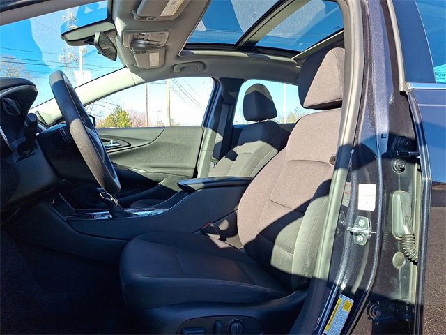 Used 2022 Chevrolet Malibu LT image 13