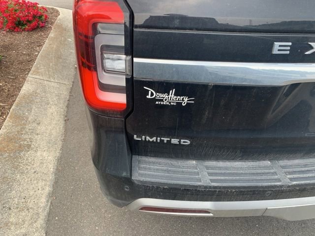 Used 2023 Ford Expedition Limited AWD/4WD image 8