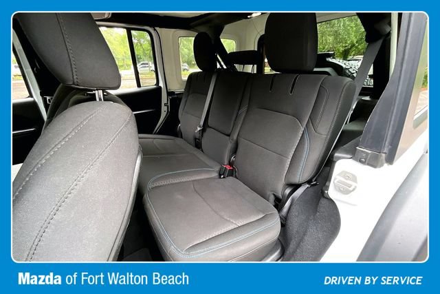 Used 2024 Jeep Wrangler Unlimited Rubicon 4xe AWD/4WD image 19