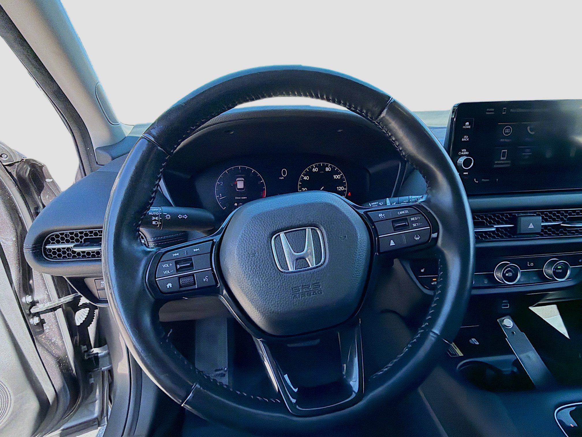 Used 2023 Honda HR-V EX-L image 10