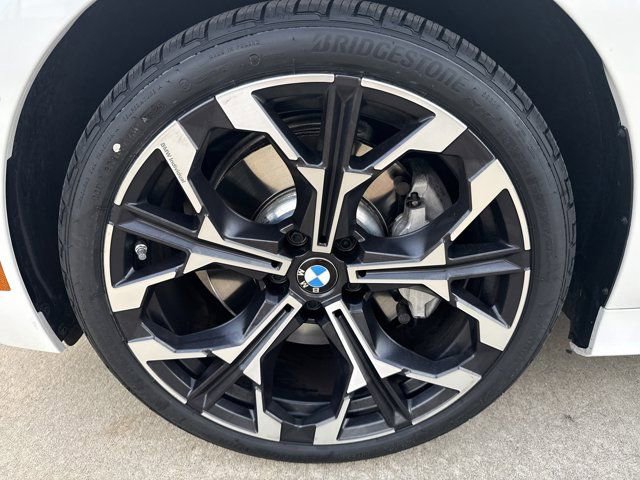 Certified 2025 BMW 330i xDrive Sedan w/ Premium Package image 27