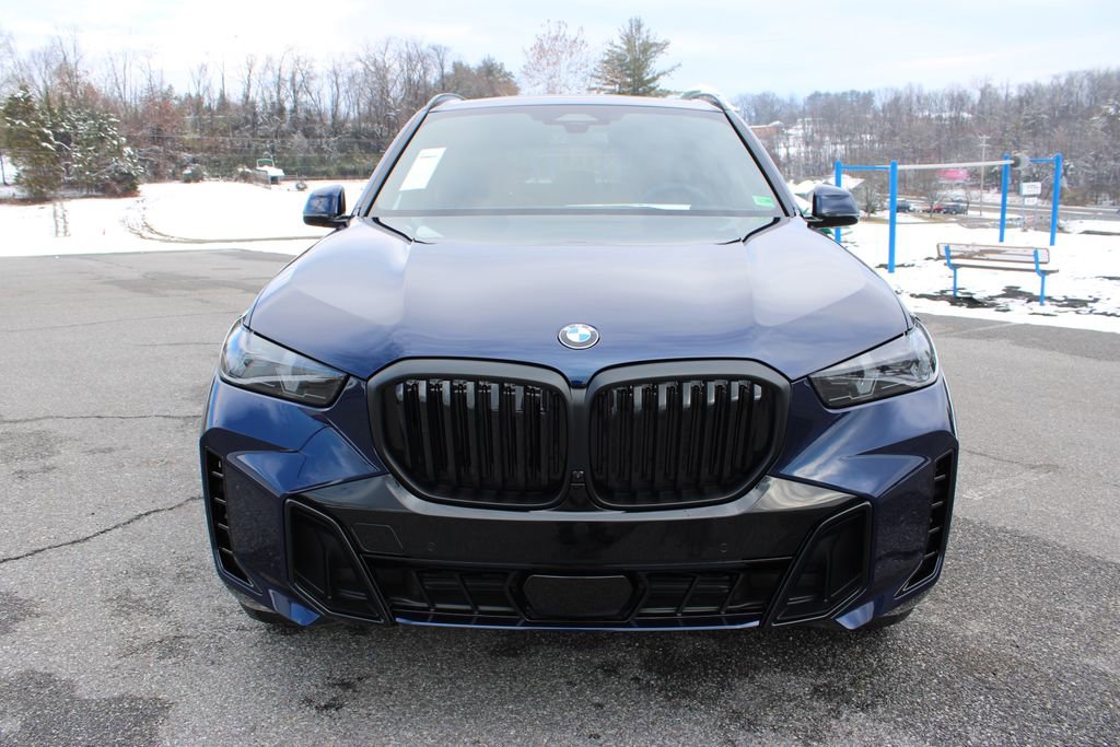 New 2026 BMW X5 xDrive40i w/ M Sport Package image 3