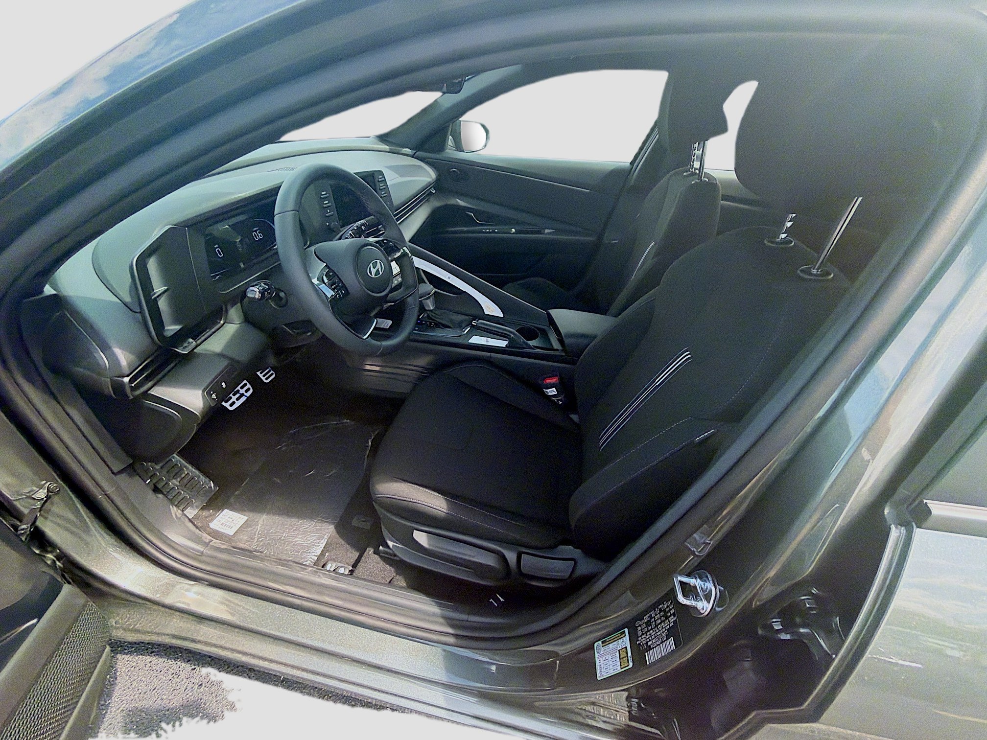 New 2026 Hyundai Elantra Sport FWD image 14