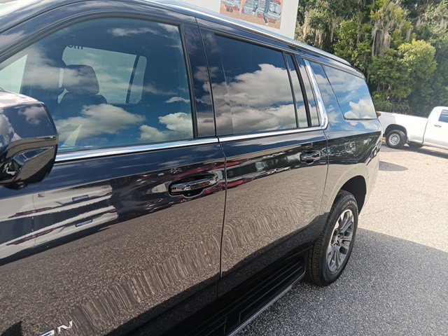 New 2025 Chevrolet Suburban LS image 2