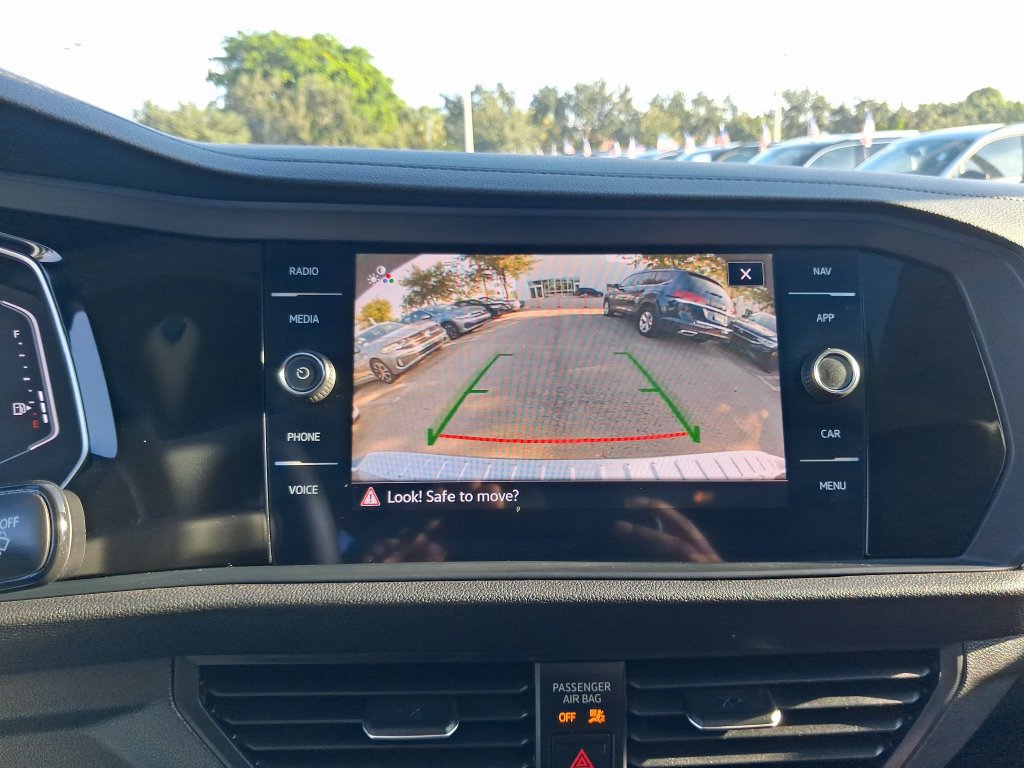 Certified 2024 Volkswagen Jetta SEL FWD image 26