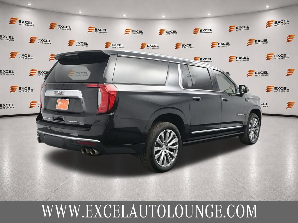 Used 2023 GMC Yukon XL Denali AWD/4WD image 5